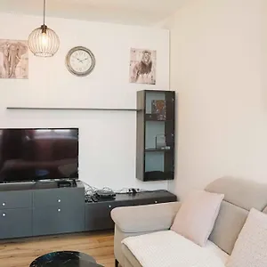 Appartement 1, Bruxelles